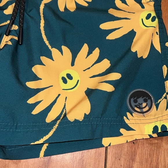 Men’s Neff Smiley Flower Swim Trunks - Picture 2 of 5
